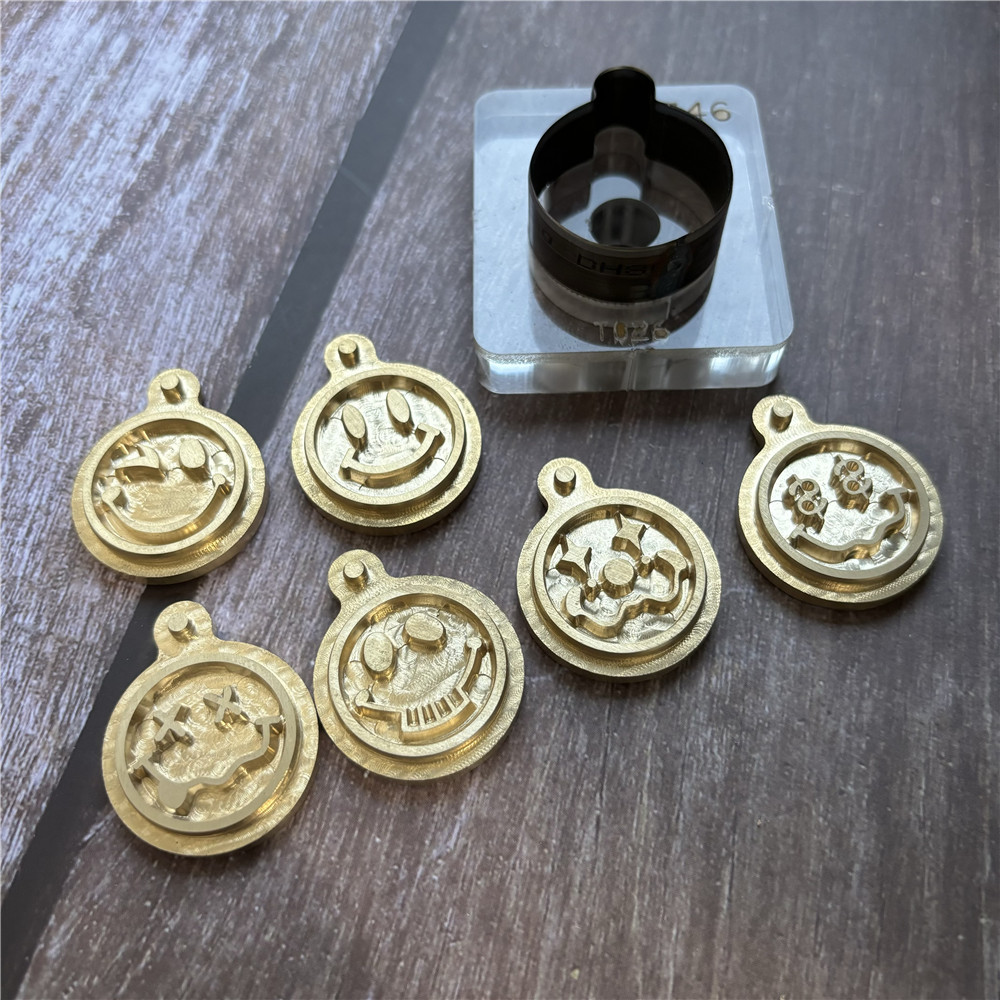 Custom Pendant Smile Face Copp - Leather Stamp Set ulasan dan harga